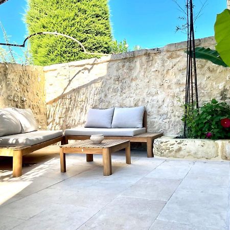 Maison De Village Fontvieille Exterior foto